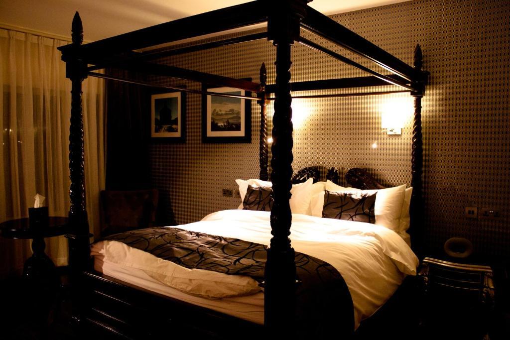 The Talbot Hotel Belmullet Zimmer foto